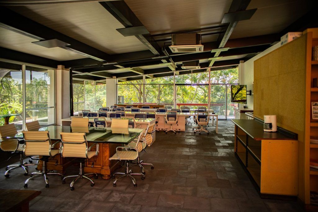 Gonzalo Business Center